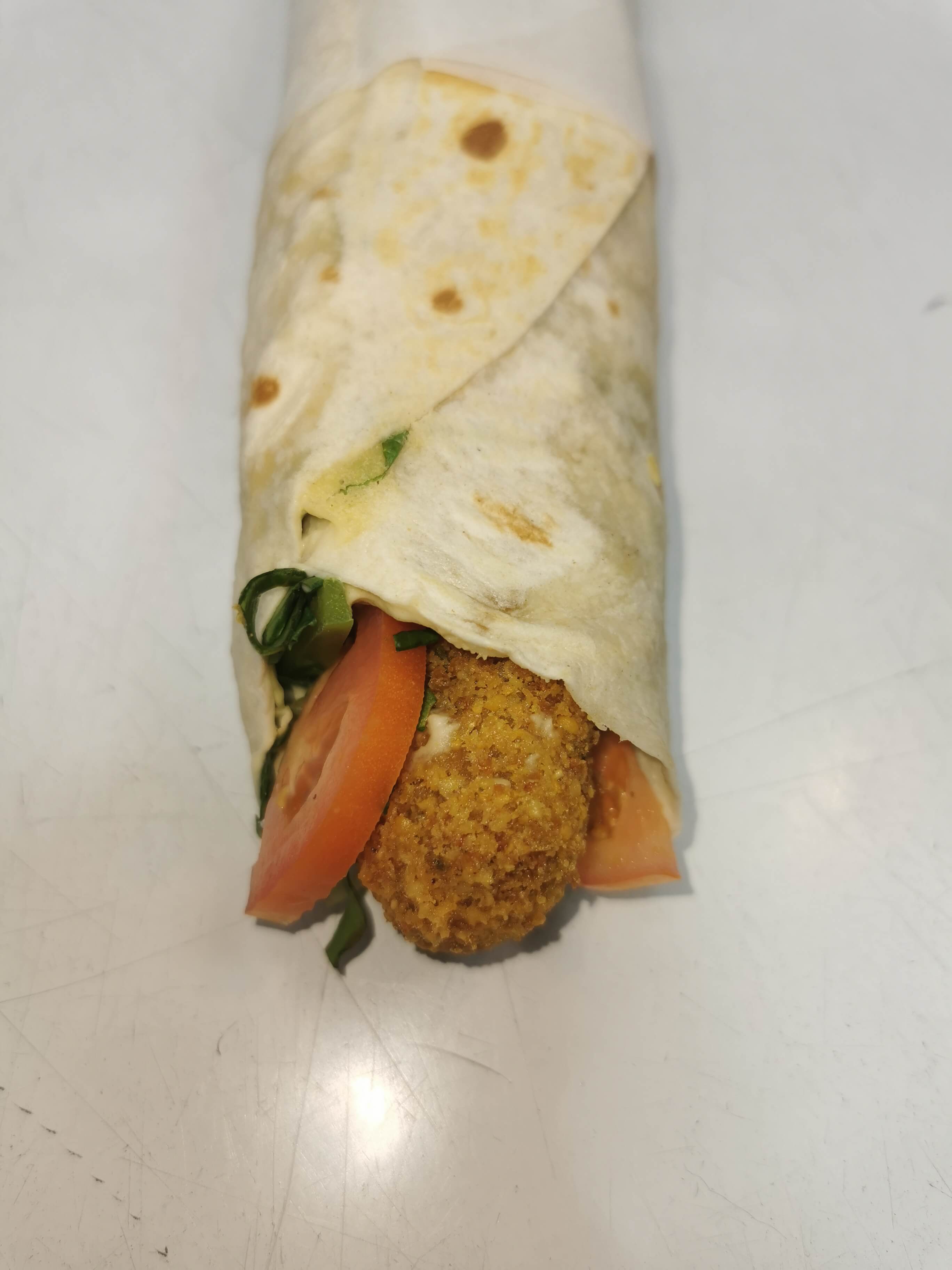 ساندويش فلافل خبز تنوري